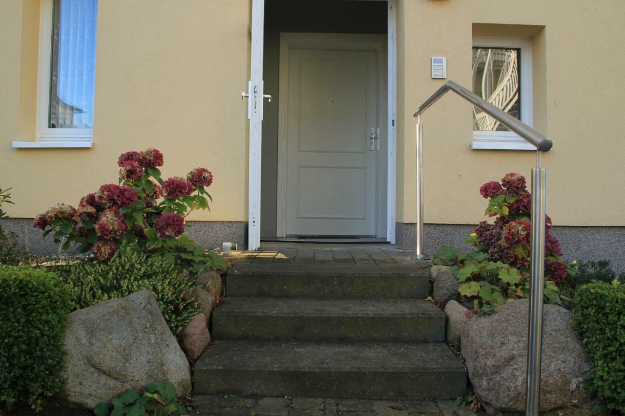 Apartamento Auszeit Am Lindenpark Ostseebad Kühlungsborn Exterior foto